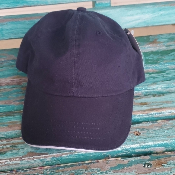 Other - NWT Navy Blue Hat